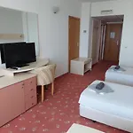 Family Gardia-kabakum Varna 9007 Hotel 3*