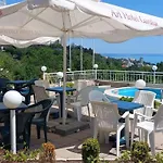 Family Gardia-kabakum Varna 9007 Hotel Bŭnzarito